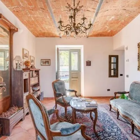 Gallina Guest house *